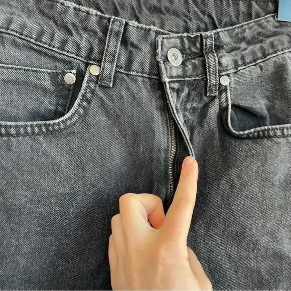 The Ragged Priest Butt Cut Black Mom Jeans High Waisted Pants Charcoal 26 - Picture 9 of 16